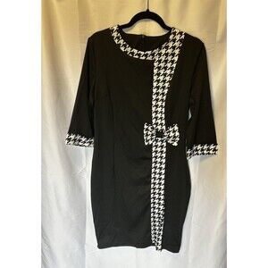 Women's Black Checker Dress With Bow Large